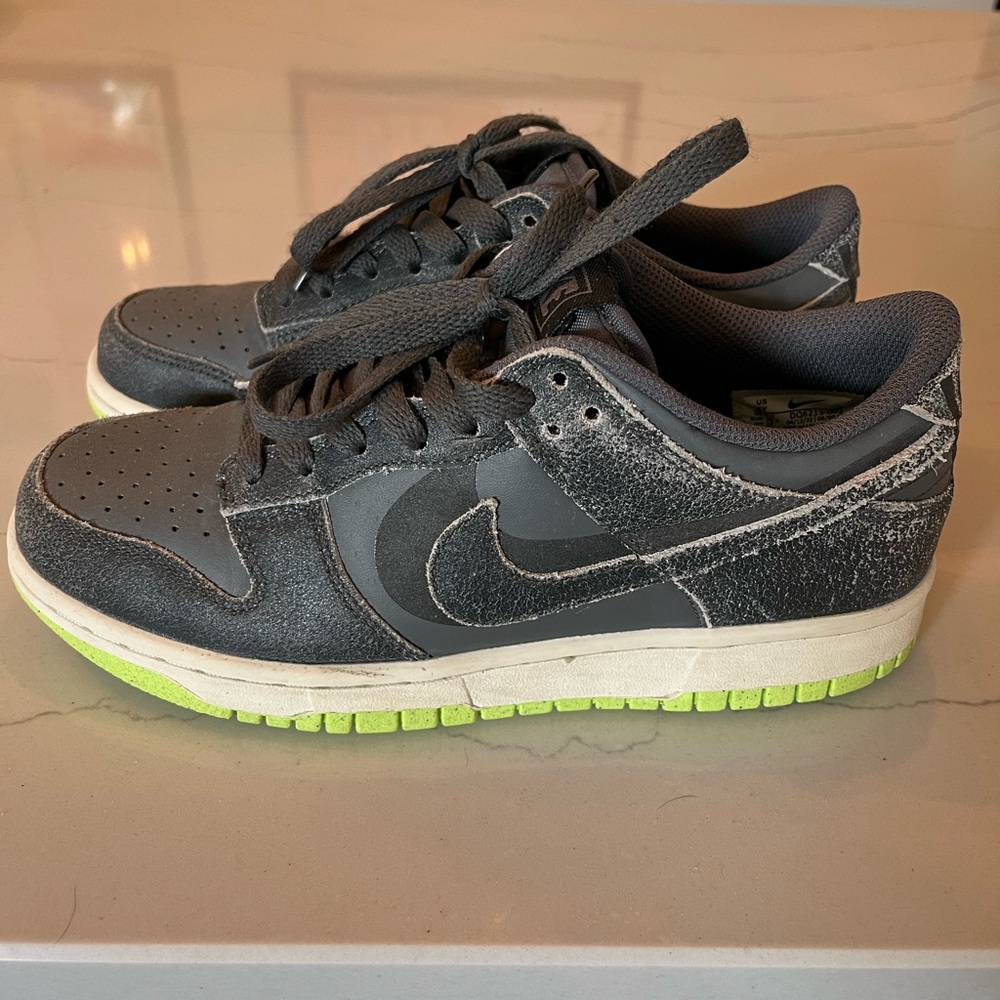 Like new-Nike Halloween Dunk Low